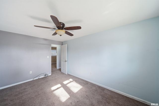 1817 W BEL AIRE Avenue, Peoria, IL 61614