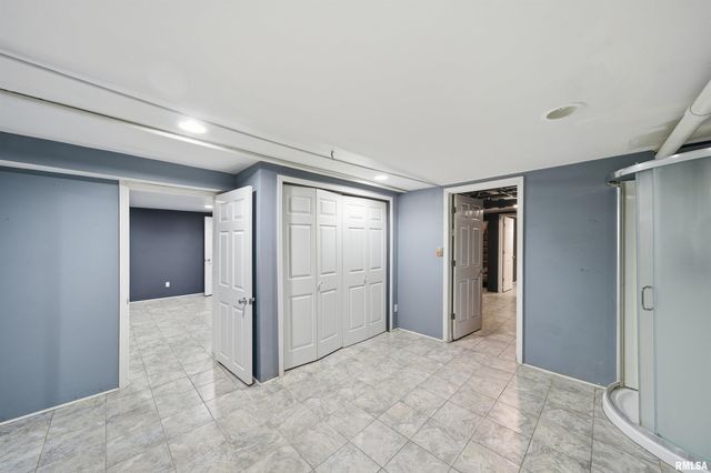 1817 W BEL AIRE Avenue, Peoria, IL 61614