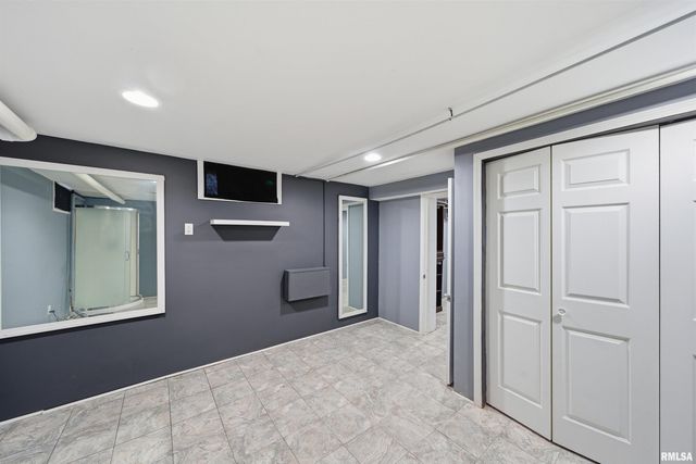 1817 W BEL AIRE Avenue, Peoria, IL 61614