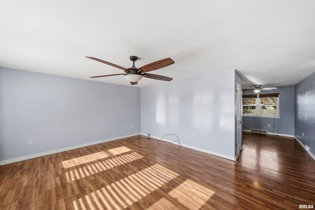 1817 W BEL AIRE Avenue, Peoria, IL 61614