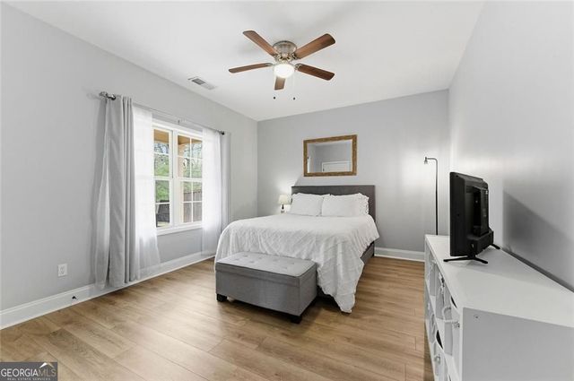 1309 Avalon Creek Road, Sugar Hill, GA 30518