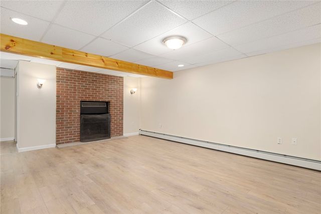 13 Ivy Place, Lincoln, RI 02865