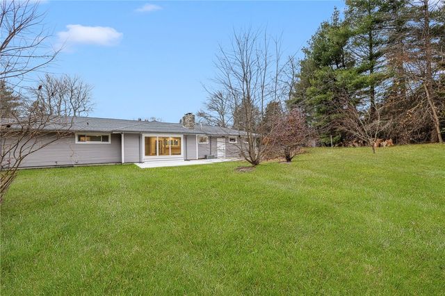 13 Ivy Place, Lincoln, RI 02865