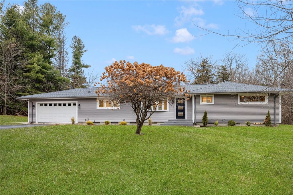 13 Ivy Place, Lincoln, RI 02865