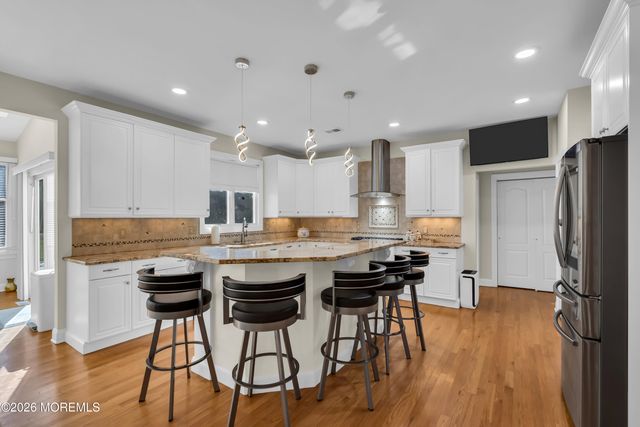 185 Dayna Court, Toms River, NJ 08753