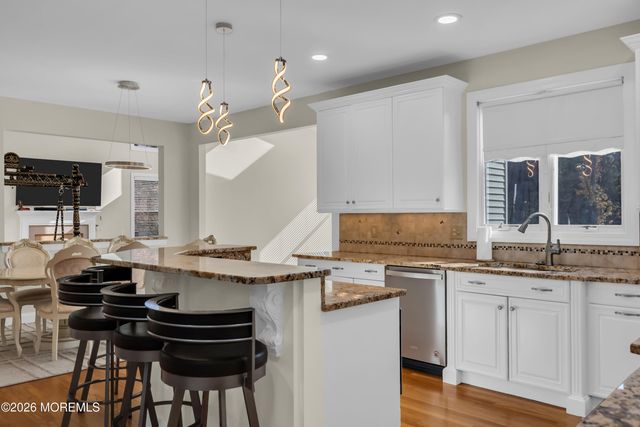 185 Dayna Court, Toms River, NJ 08753