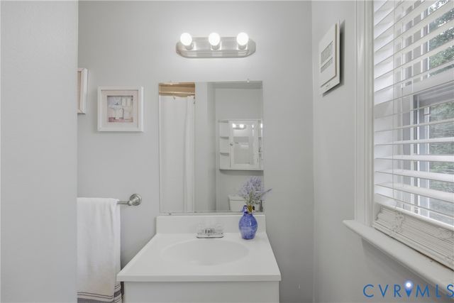 6703 Patterson Ave, Richmond, VA 23226