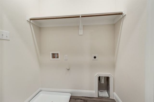 1577 Windermere Way, Farmers Branch, TX 75234