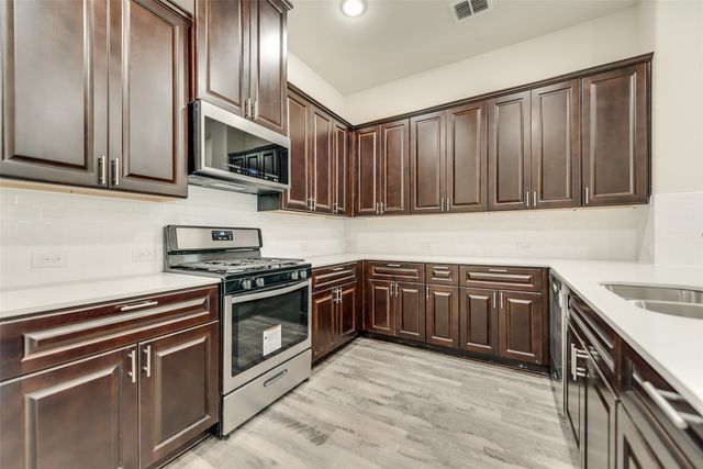 1577 Windermere Way, Farmers Branch, TX 75234