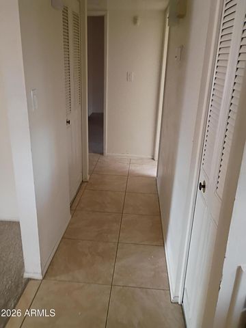 2320 E WALTANN Lane, Phoenix, AZ 85022
