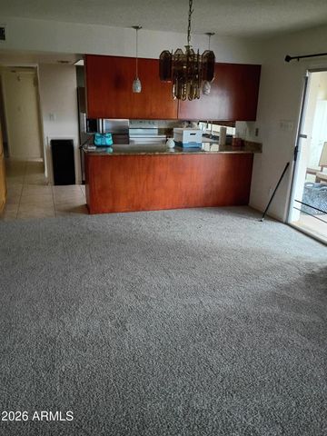 2320 E WALTANN Lane, Phoenix, AZ 85022