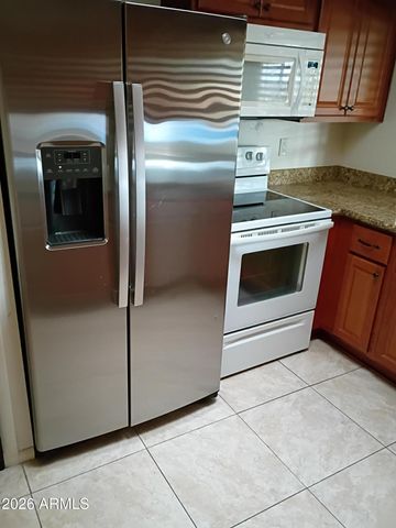 2320 E WALTANN Lane, Phoenix, AZ 85022