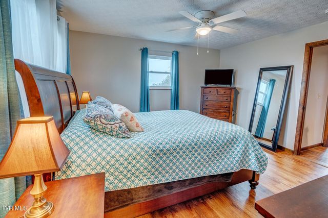 225 Plainview Heights Circle, Greeneville, TN 37745