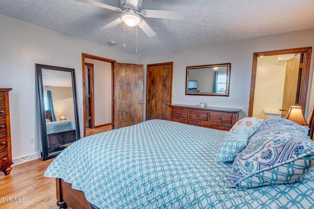 225 Plainview Heights Circle, Greeneville, TN 37745