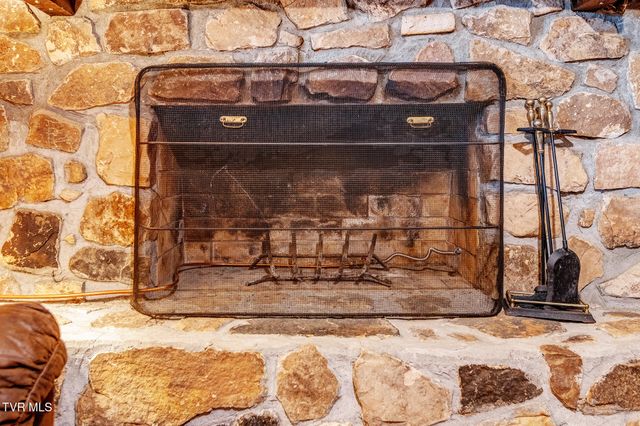 225 Plainview Heights Circle, Greeneville, TN 37745