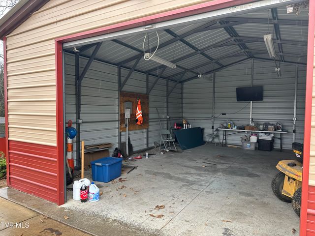 225 Plainview Heights Circle, Greeneville, TN 37745