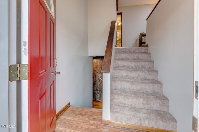 225 Plainview Heights Circle, Greeneville, TN 37745