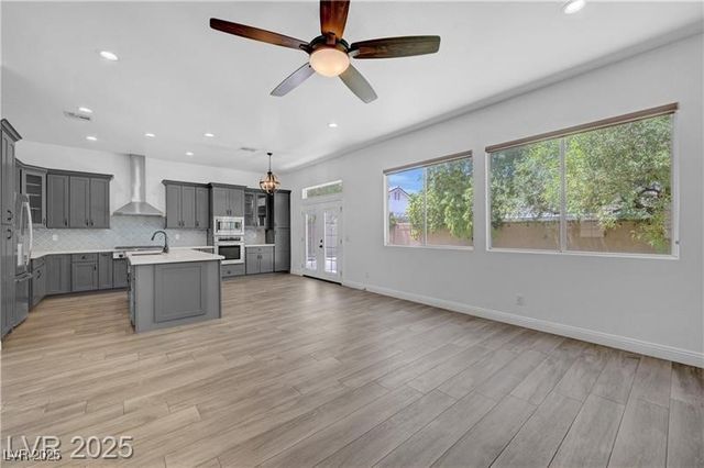 1135 Hidden Mist Street, Henderson, NV 89052