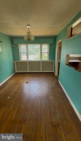 1609 6TH AVE, Folsom, PA 19033