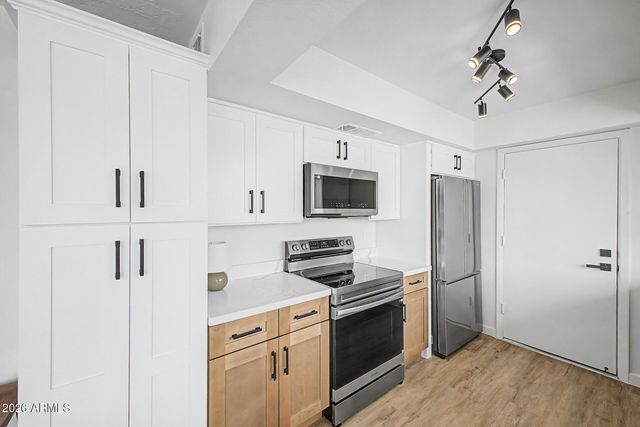 807 W BENTRUP Street, Chandler, AZ 85225