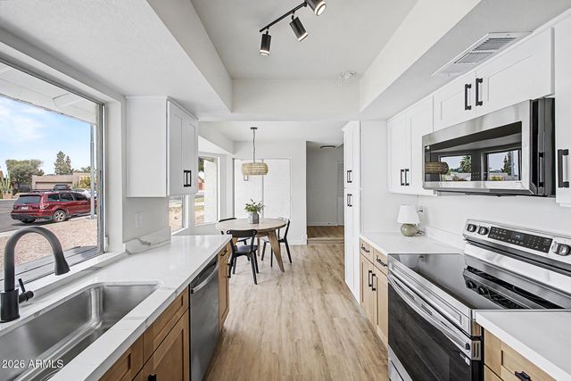 807 W BENTRUP Street, Chandler, AZ 85225