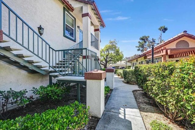 10915 Sabre Hill 364, San Diego, CA 92128