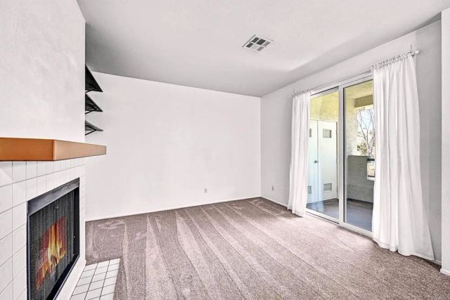 10915 Sabre Hill 364, San Diego, CA 92128