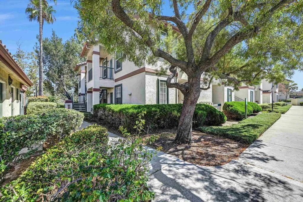 10915 Sabre Hill 364, San Diego, CA 92128
