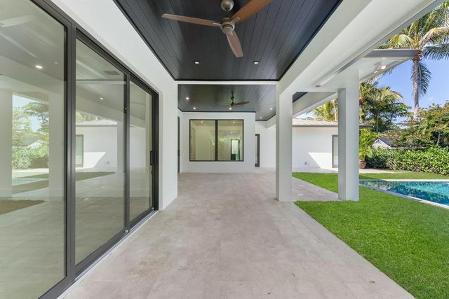 715 Mission Hill Road, Boynton Beach, FL 33435