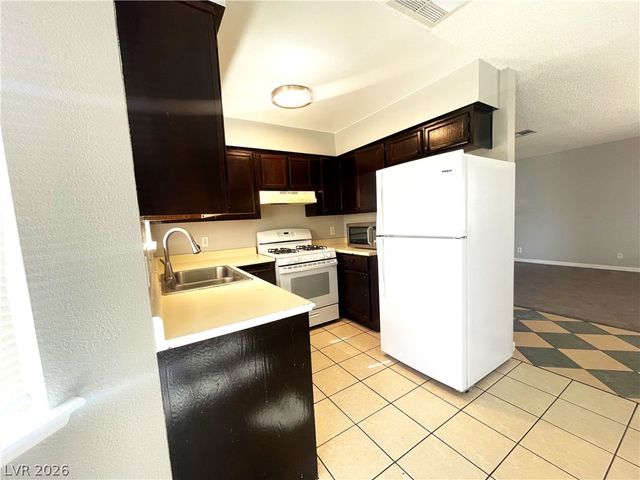 515 Chandler Street, Henderson, NV 89014