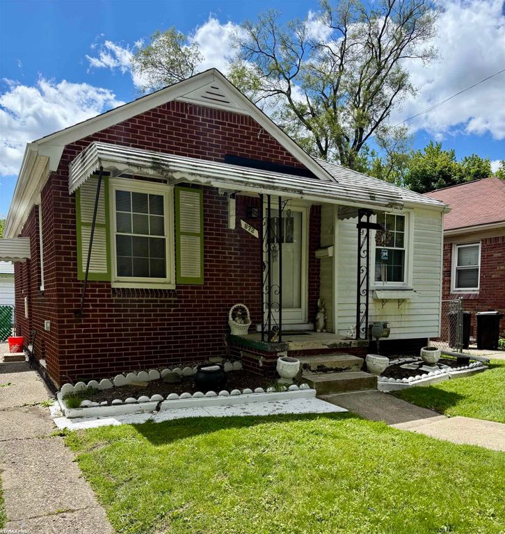 872 Channing Street, Ferndale, MI 48220