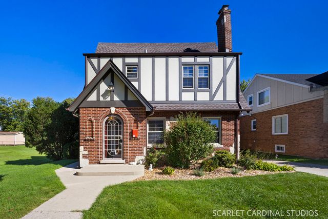 819 S Harvard Avenue, Villa Park, IL 60181