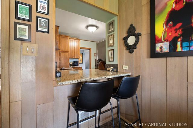 819 S Harvard Avenue, Villa Park, IL 60181