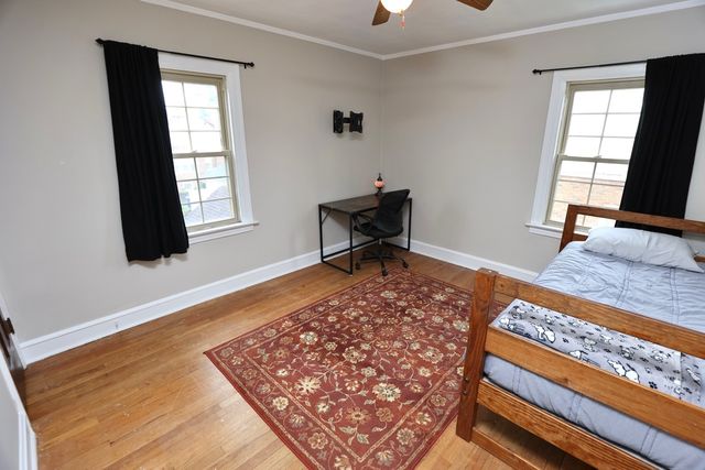 819 S Harvard Avenue, Villa Park, IL 60181