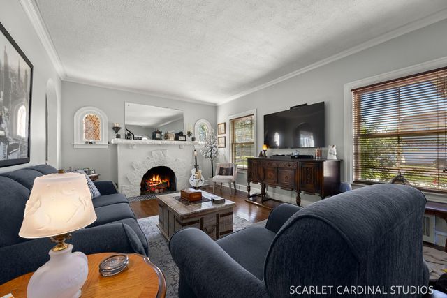 819 S Harvard Avenue, Villa Park, IL 60181