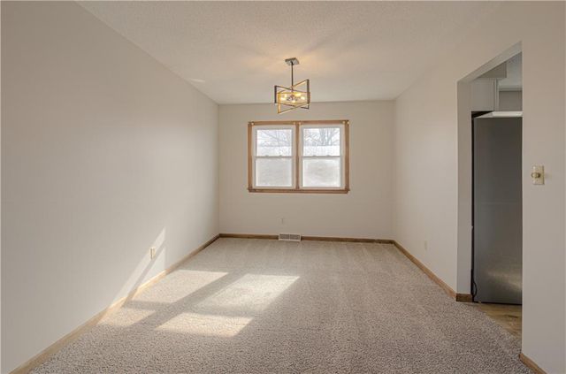 24475 W 83rd Street, Lenexa, KS 66227