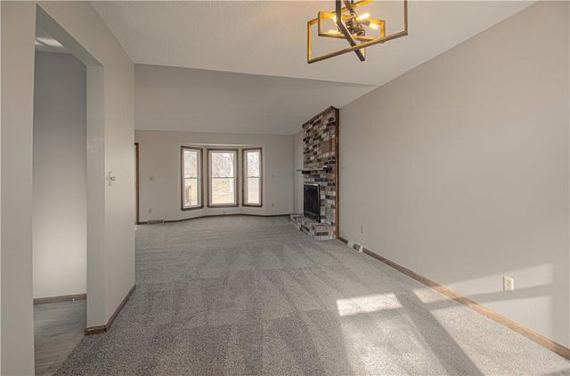 24475 W 83rd Street, Lenexa, KS 66227