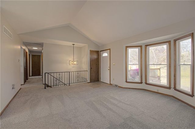 24475 W 83rd Street, Lenexa, KS 66227