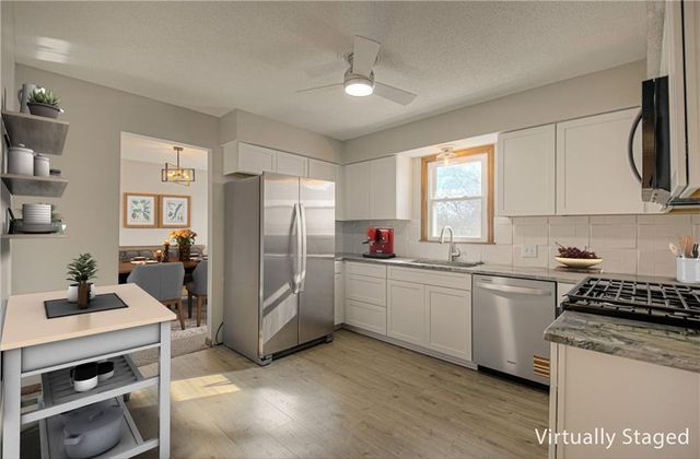 24475 W 83rd Street, Lenexa, KS 66227