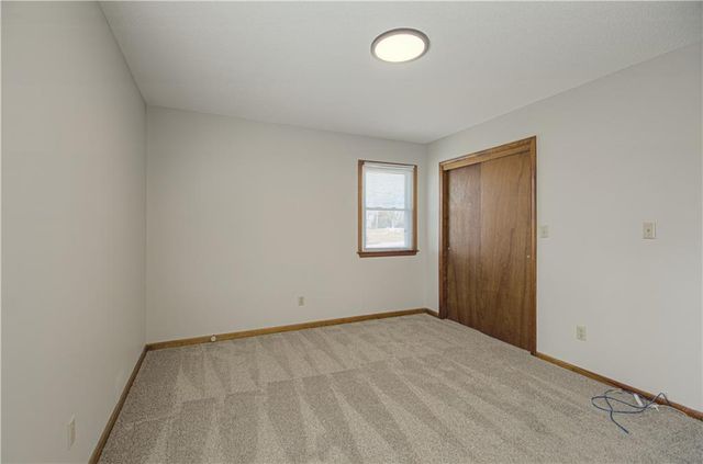 24475 W 83rd Street, Lenexa, KS 66227