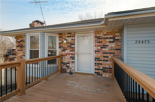 24475 W 83rd Street, Lenexa, KS 66227