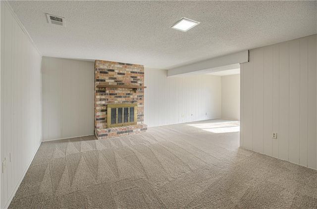 24475 W 83rd Street, Lenexa, KS 66227