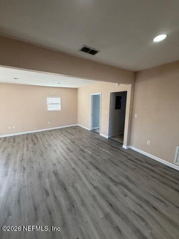 435 10TH Place S, Jacksonville Beach, FL 32250