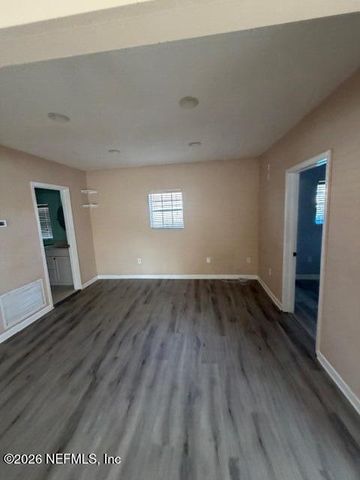 435 10TH Place S, Jacksonville Beach, FL 32250