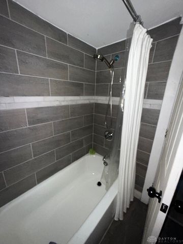 1083 Valley Street, Dayton, OH 45404