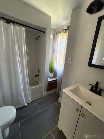 1083 Valley Street, Dayton, OH 45404