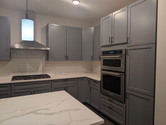 751 N 6th Street, 105 105, Columbus, OH 43215