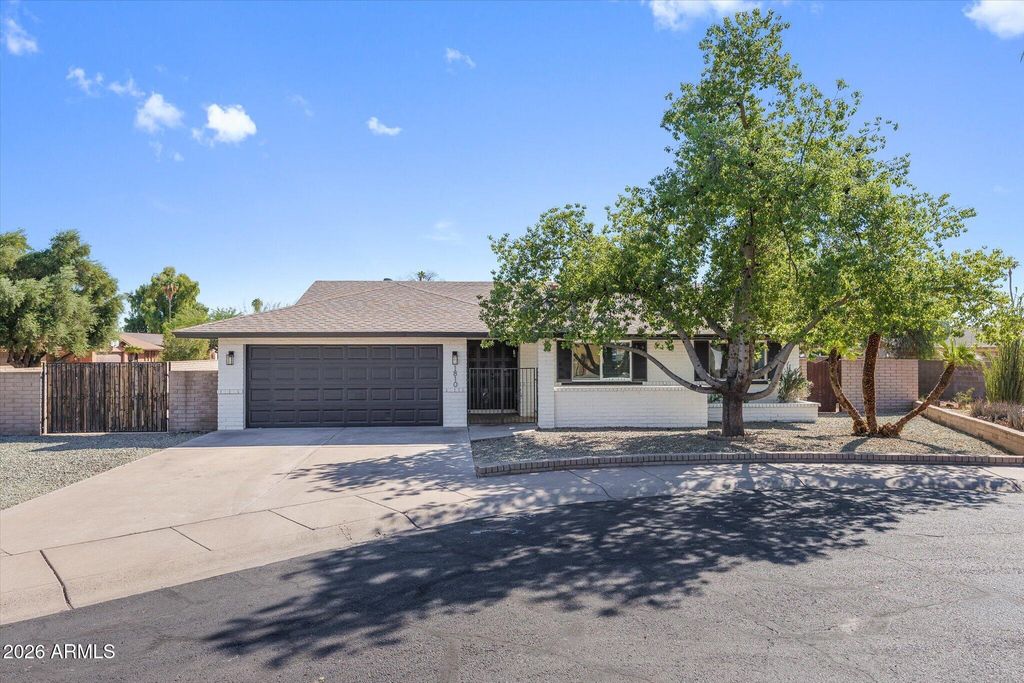 1810 S BEVERLY --, Mesa, AZ 85210