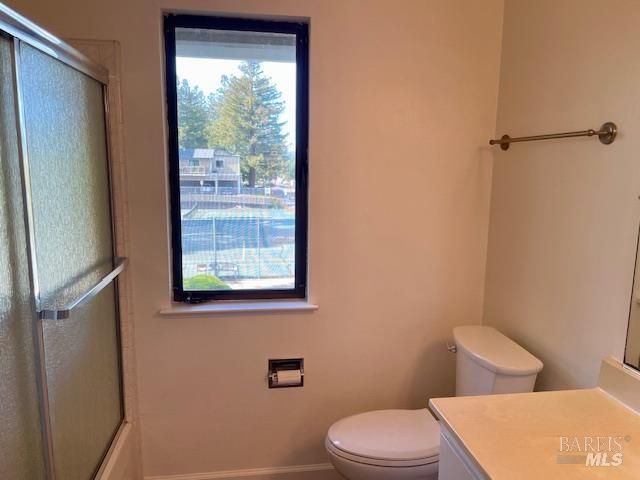 14 Scottsdale Way, Novato, CA 94947