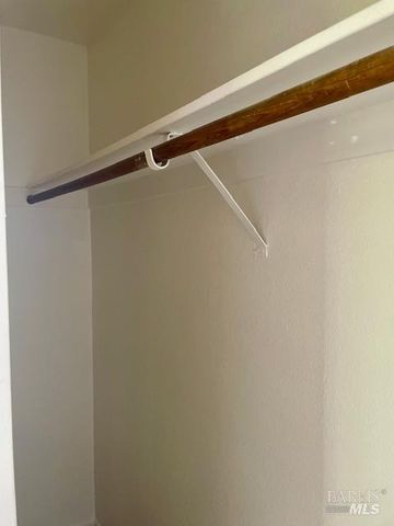 14 Scottsdale Way, Novato, CA 94947